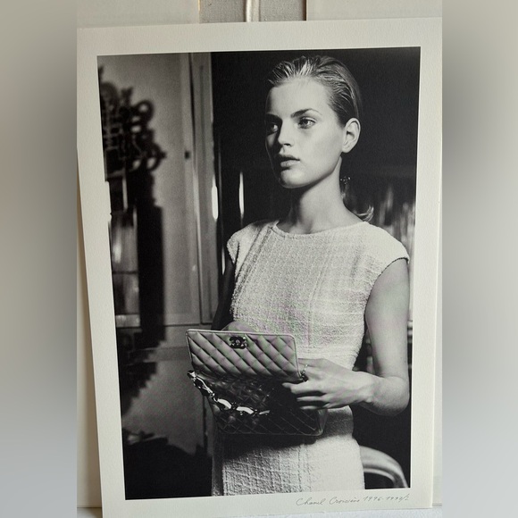 CHANEL Cruise Collection 1996-1997 Vintage Large Catalog Photos ByKarl Lagerfeld - Picture 5 of 15